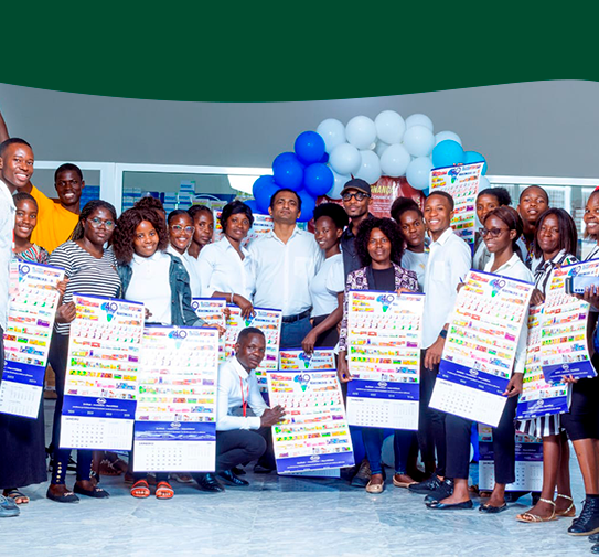 Meninas no laboratório de biologia